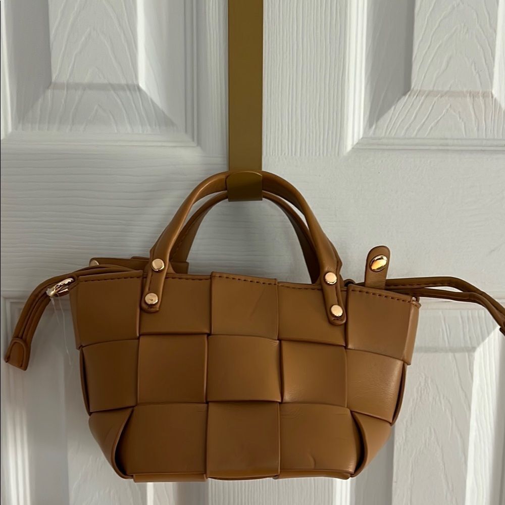 Forever 21 Brown Faux Leather Tote with Woven Design and Gold Accents - Picture 4 of 14